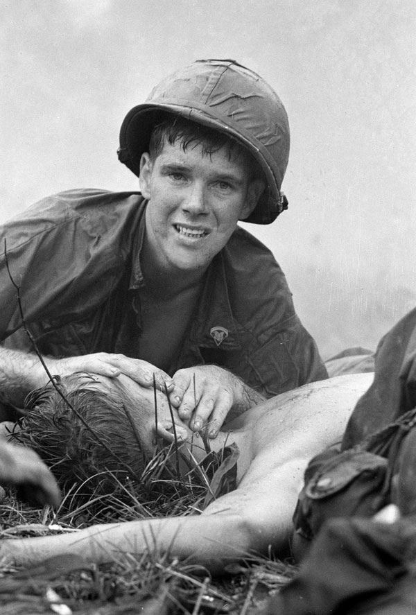 War is Hell, Cruel and awesome photos of the Vietnam war.